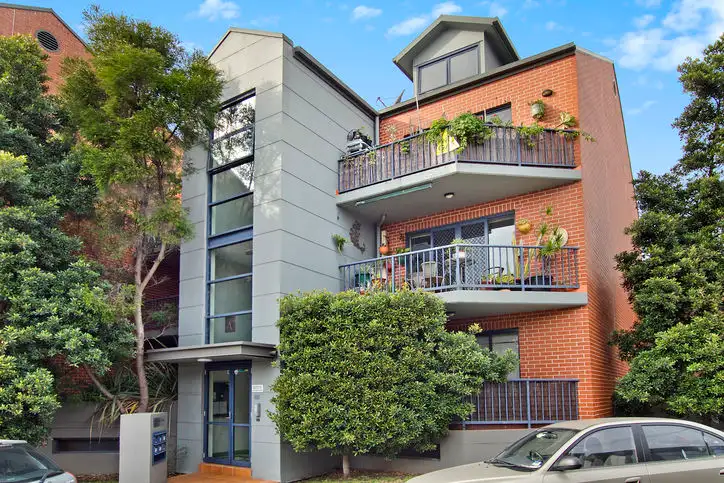 1-02/8 Applebee Street, St Peters NSW 2044