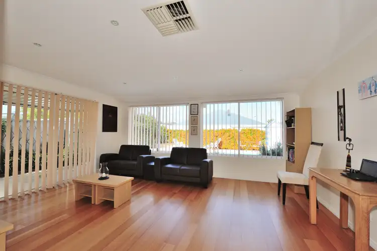 Seventh view of Homely house listing, 19 Menora Loop, Warnbro WA 6169