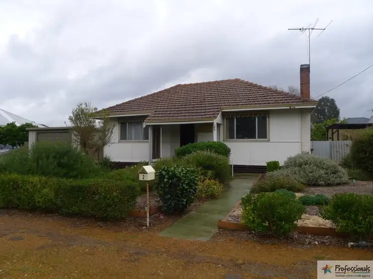 2 Gibbs Road, Collie WA 6225