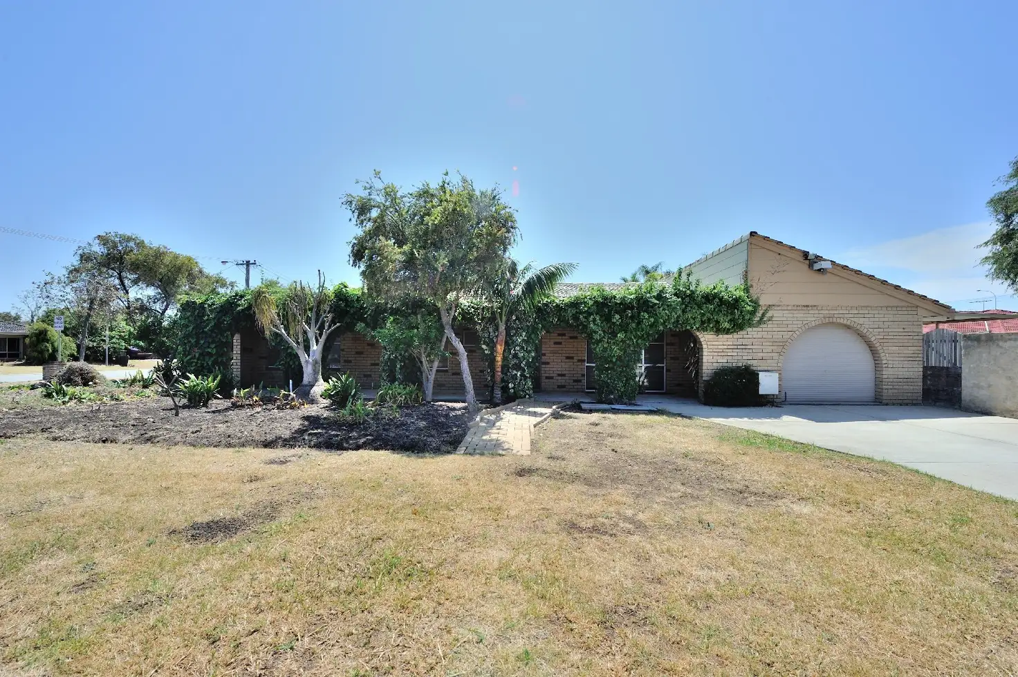 Main view of Homely house listing, 2 Kiwa Place, Cooloongup WA 6168