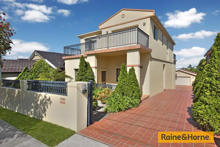 16 Waratah Street, Arncliffe NSW 2205
