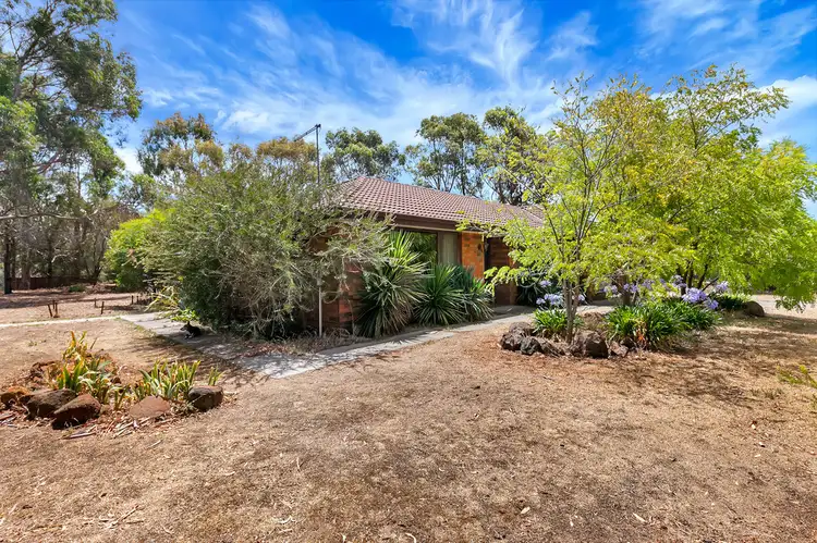 2 Pollards Lane, Creswick VIC 3363