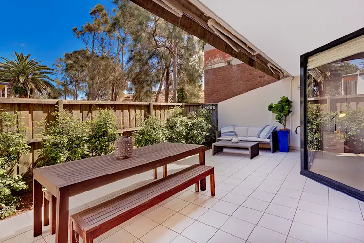 1/6-8 Waterloo Street, Narrabeen NSW 2101