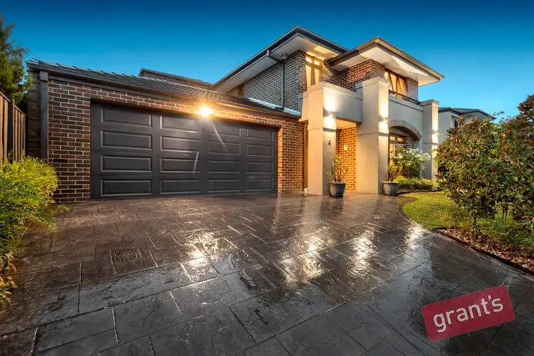 4 Hereford Close, Berwick VIC 3806