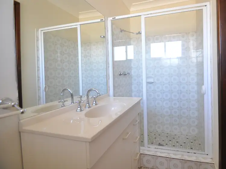 Fifth view of Homely house listing, 3,4/56 Telopea Place, Junee NSW 2663