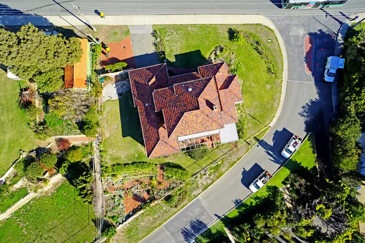 Fifth view of Homely house listing, 2 Saunders Street, Mosman Park WA 6012