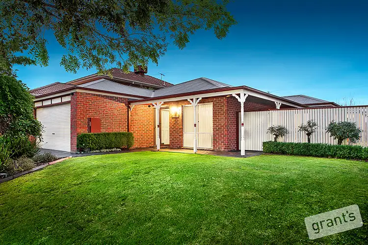 50 Parkwood Avenue, Narre Warren South VIC 3805
