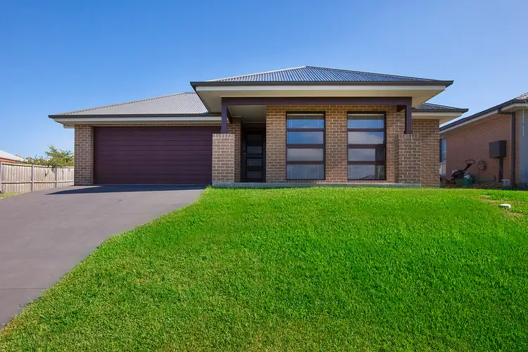 Main view of Homely house listing, 48 Cockatoo Ridge, Aberglasslyn NSW 2320