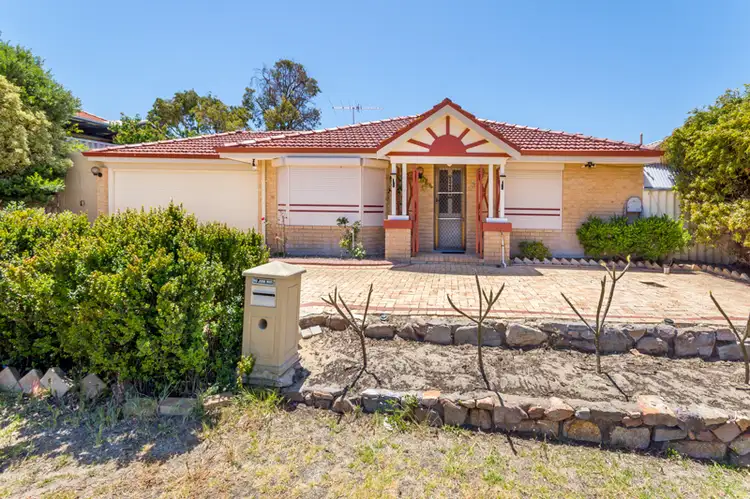 Second view of Homely house listing, 5 Earlsferry Green, Kinross WA 6028