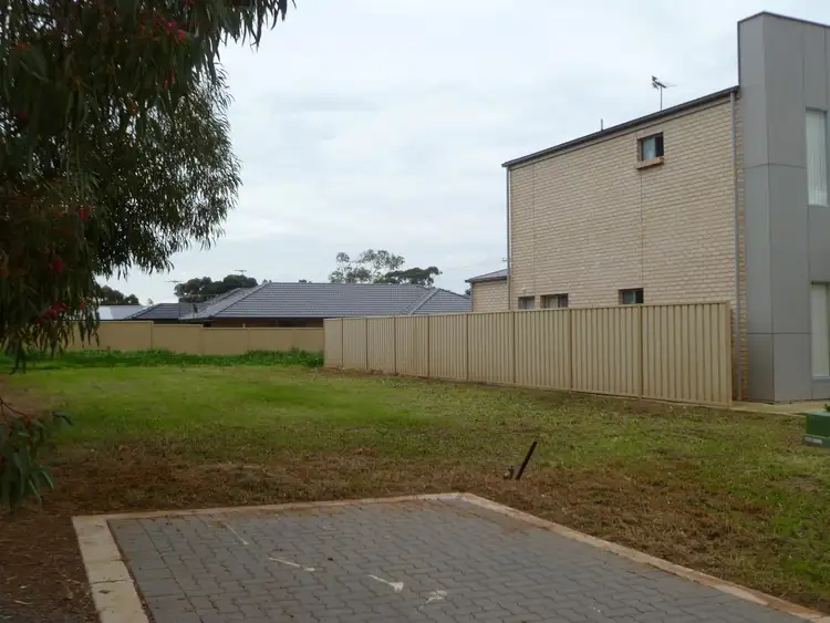 6 Glades Walk, Smithfield Plains SA 5114