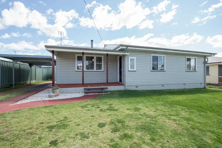 21 LEAWARRA ST, Wilsonton QLD 4350