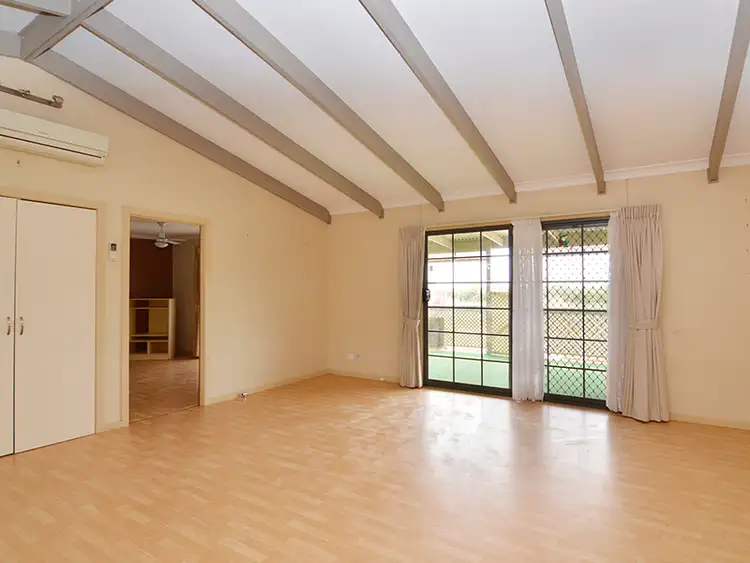 Sixth view of Homely unit listing, Cabin 5 / 498 Sturt Highway, Mildura VIC 3500