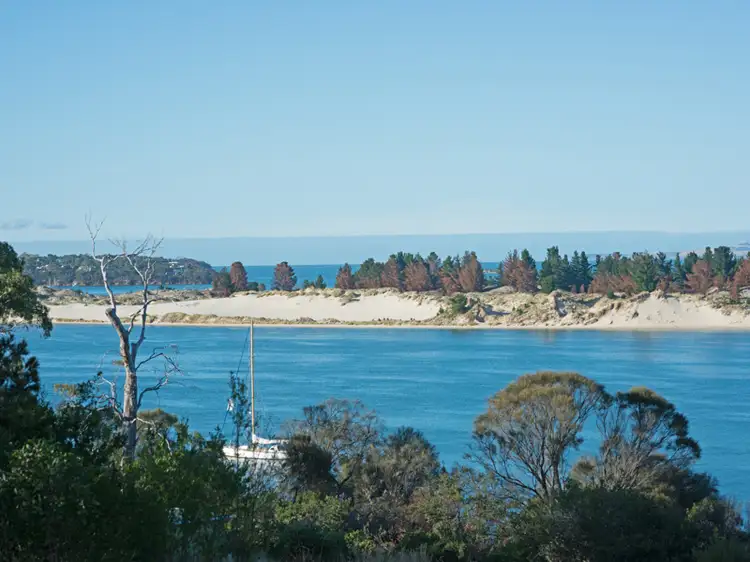 144 Lewisham Scenic Drive, Lewisham TAS 7173