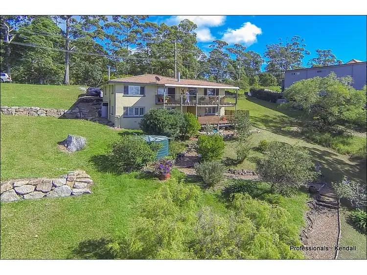 121 Guanaba Road, Tamborine Mountain QLD 4272