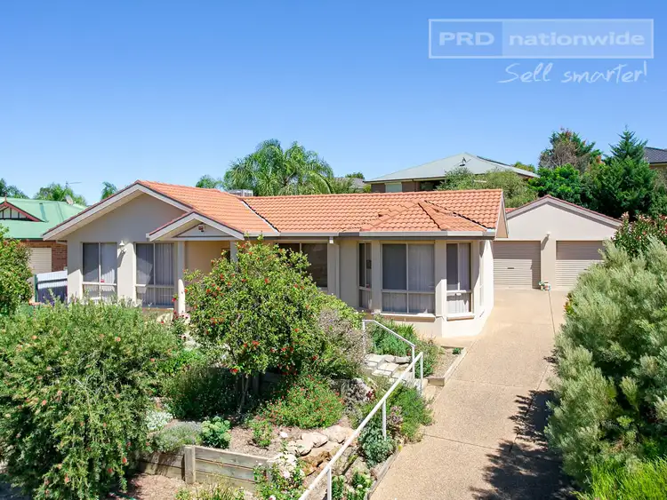 24 Roberts Way, Kooringal NSW 2650