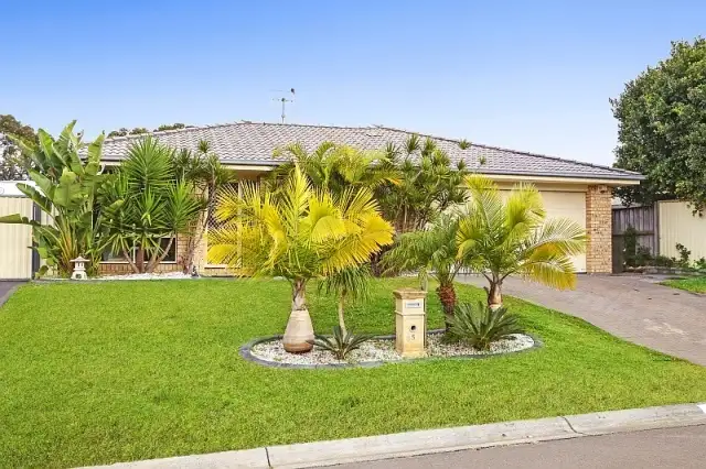 5 Lenola Crescent, Blue Haven NSW 2262