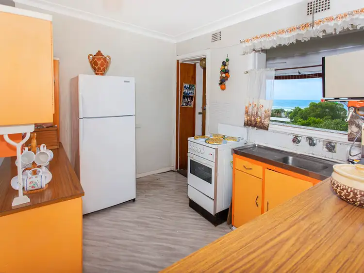 Fifth view of Homely house listing, 32 Oxley Avenue, Kiama Downs NSW 2533