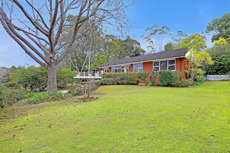 19 Burnley Avenue, North Turramurra NSW 2074