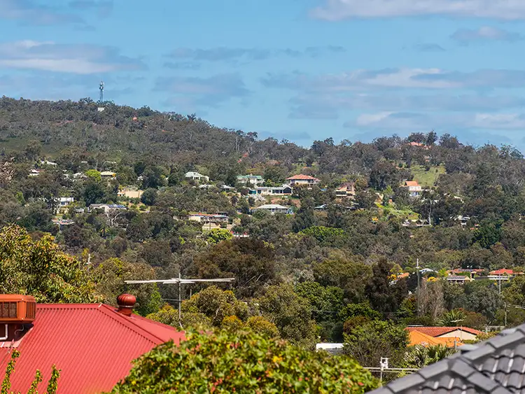 Fifth view of Homely house listing, 10/3 Reynolds Drive, Swan View WA 6056