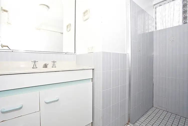 Third view of Homely unit listing, 2/13 Meredith Street, Redcliffe QLD 4020