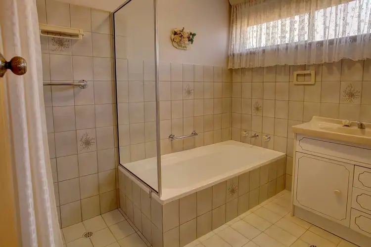 Seventh view of Homely unit listing, 4-6 New West Road, Port Lincoln SA 5606