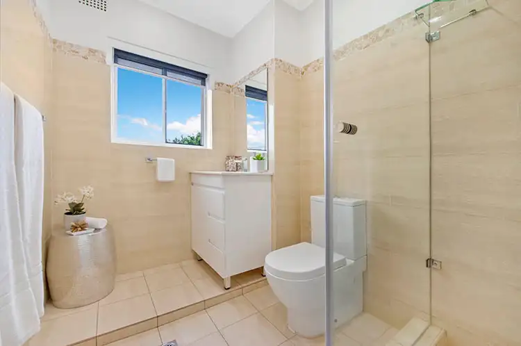 Sixth view of Homely unit listing, 11/20 Pacific Parade, Dee Why NSW 2099
