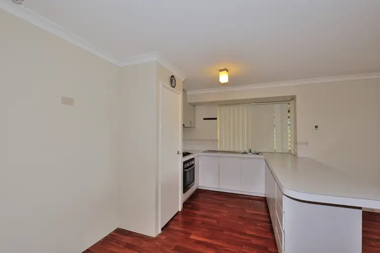 Sixth view of Homely house listing, 8 Caliso Court, Warnbro WA 6169