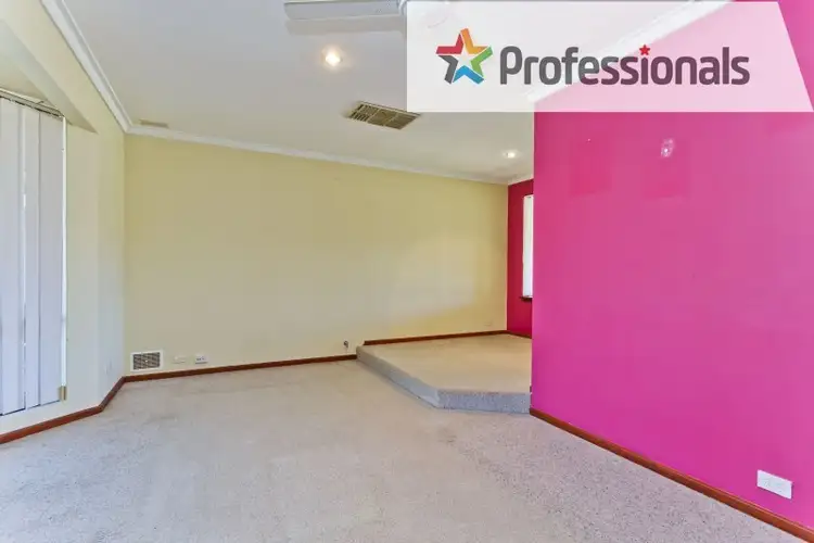 Third view of Homely house listing, 9 Heron Court, Camillo WA 6111