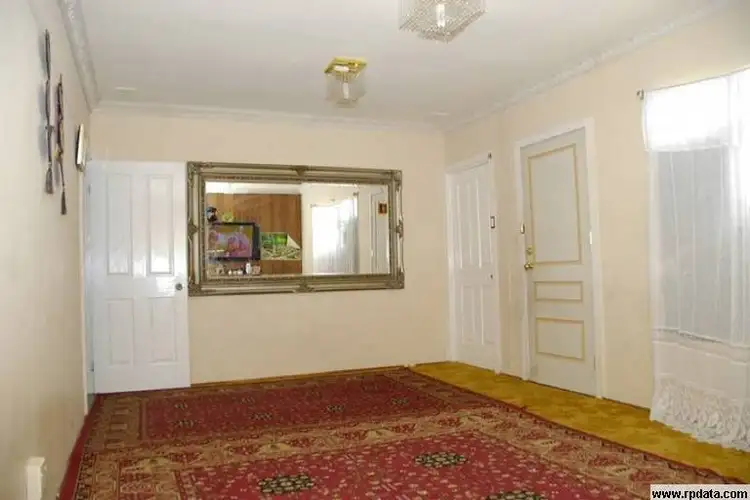 Second view of Homely house listing, 6 Lilly Pilly Ave, Doveton VIC 3177