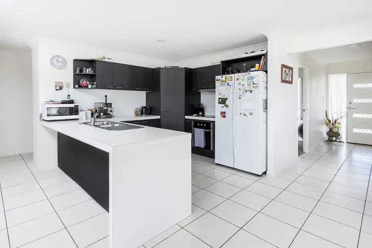 Third view of Homely house listing, 20 Golden Grove Court, Eli Waters QLD 4655