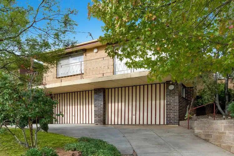 21 Strathnaver Avenue, Strathmore VIC 3041