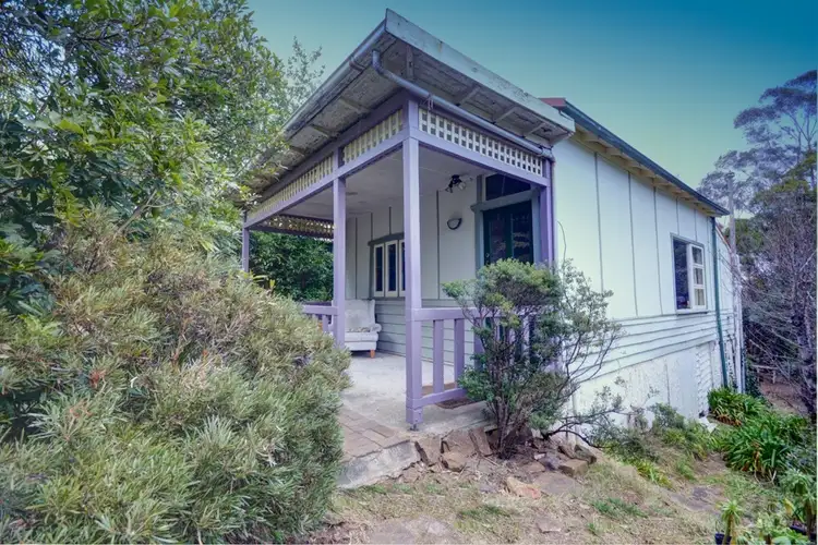 30 Eveleigh Avenue, Blackheath NSW 2785