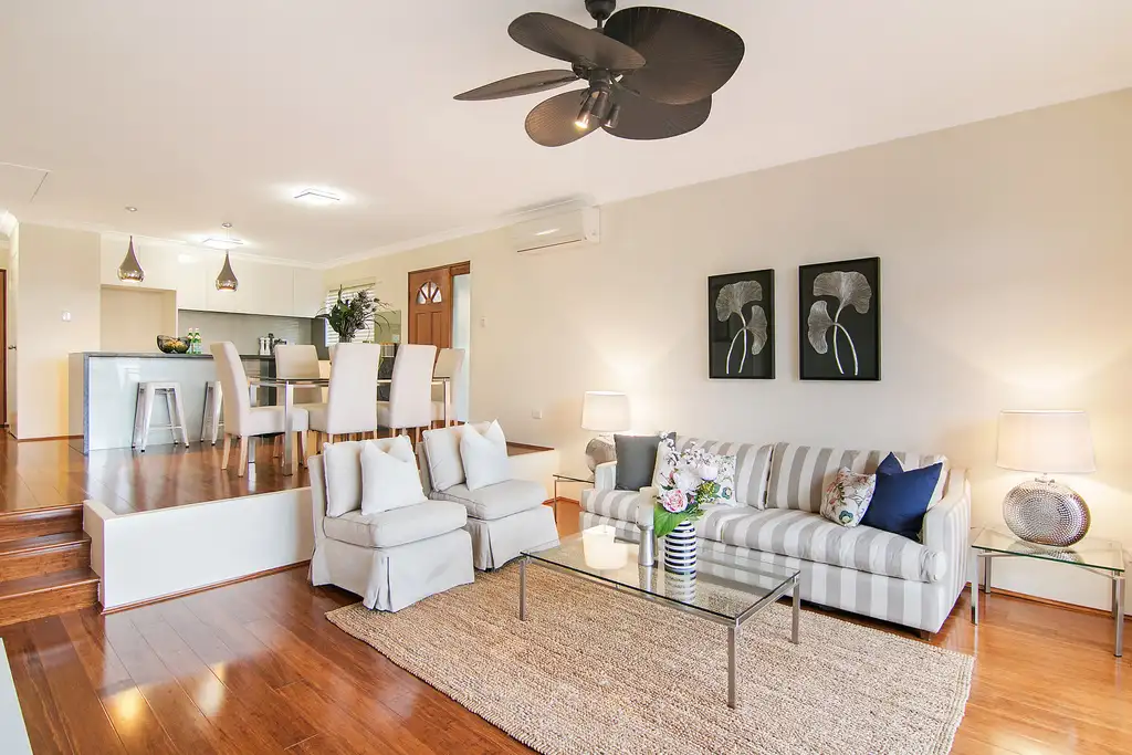 Main view of Homely villa listing, 9/3-9 Beach Street, Tennyson Point NSW 2111