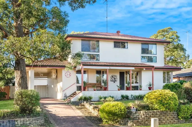 34 Pinaroo Crescent, Bradbury NSW 2560