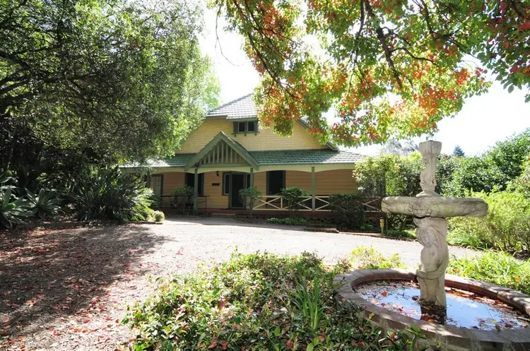 125 Brinawarr Street, Bomaderry NSW 2541