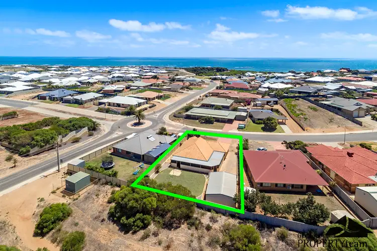 Second view of Homely house listing, 4 Hillview Drive, Drummond Cove WA 6532