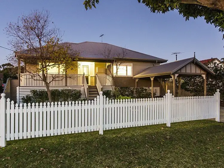 12 Justinian Street, Palmyra WA 6157