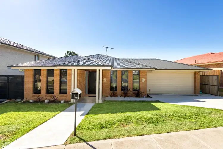 11 Bimberi Avenue, Minto NSW 2566