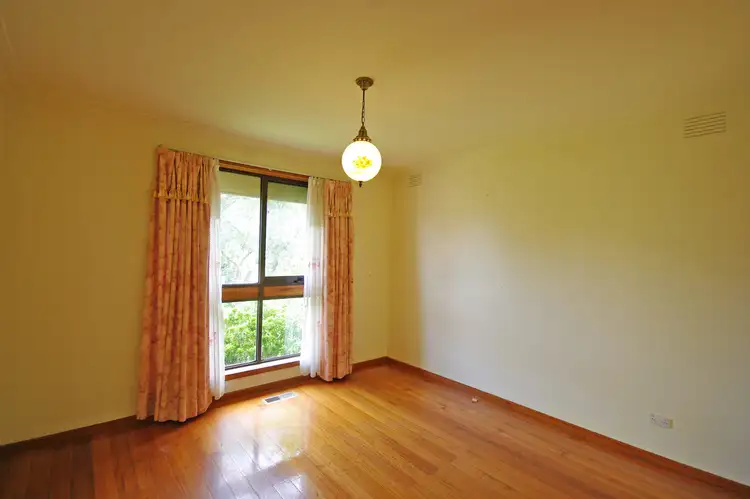 Fourth view of Homely house listing, 11 Surrey Close, Hallam VIC 3803