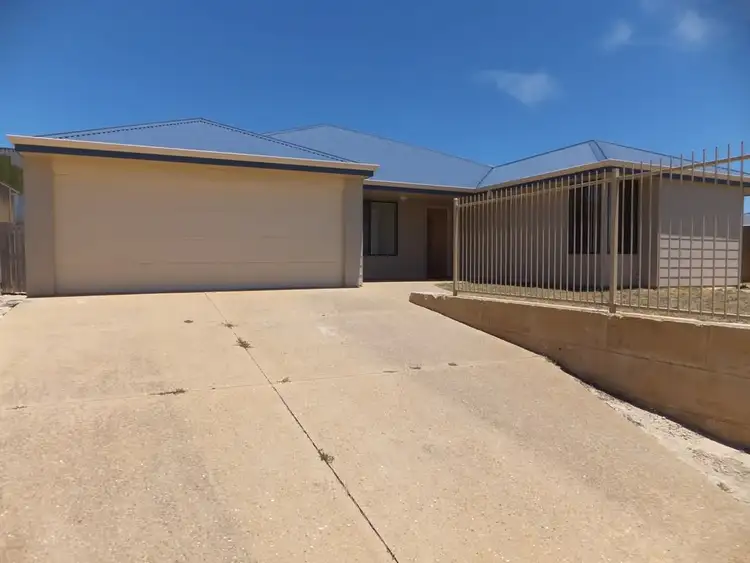 61 Maitland Street, Hopetoun WA 6348
