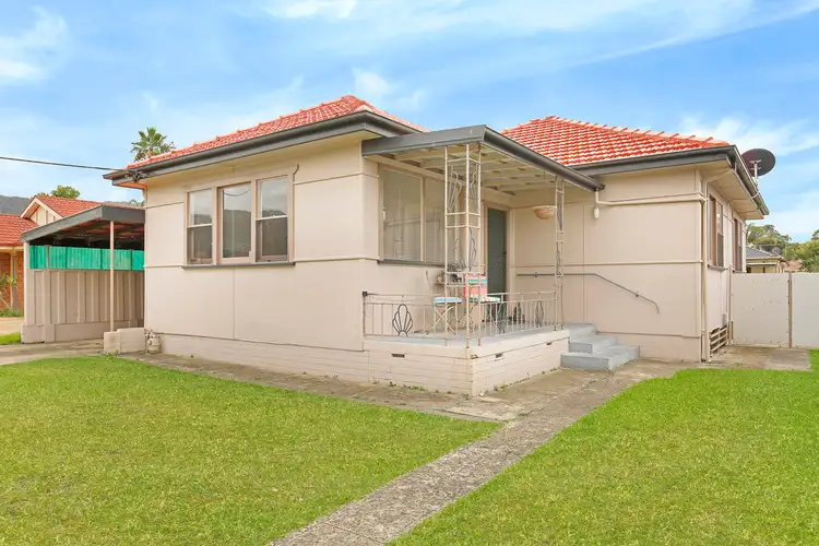 8 Balfour Street, Fairy Meadow NSW 2519