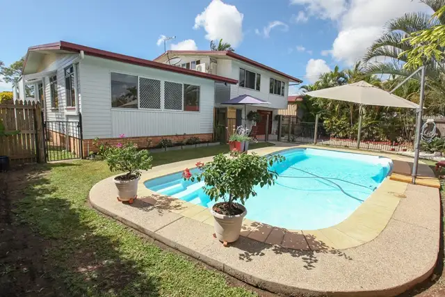 11 Thompson Street, West Mackay QLD 4740