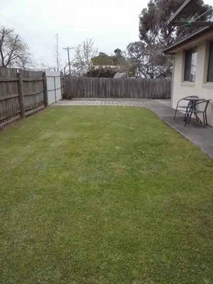 Fourth view of Homely unit listing, 4 / 25 Robb Street, Bairnsdale VIC 3875
