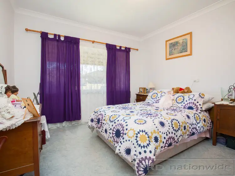 Sixth view of Homely house listing, 8 Ventura Close, Rutherford NSW 2320