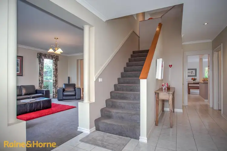 Fifth view of Homely house listing, 38 Balmoral Circuit, Sunbury VIC 3429