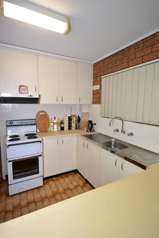Seventh view of Homely unit listing, 1/348 Banna Lane, Griffith NSW 2680