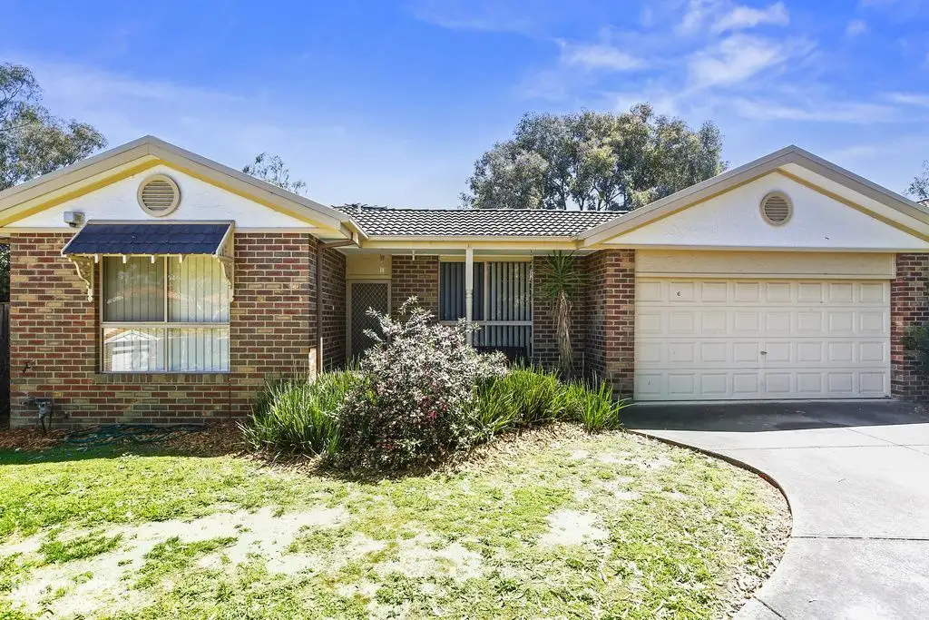 Main view of Homely unit listing, 4/9-11 Bayfield Road West, Bayswater North VIC 3153
