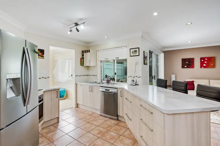 Sixth view of Homely house listing, 2 Sweetlip Court, Birkdale QLD 4159