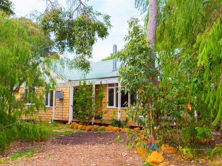 Second view of Homely house listing, 10 Jingarie Place, Dunsborough WA 6281