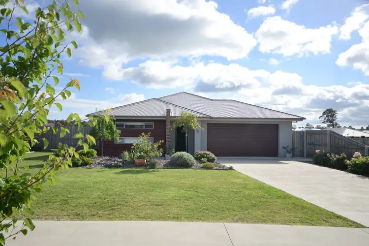 108 Flinns Road, Eastwood VIC 3875
